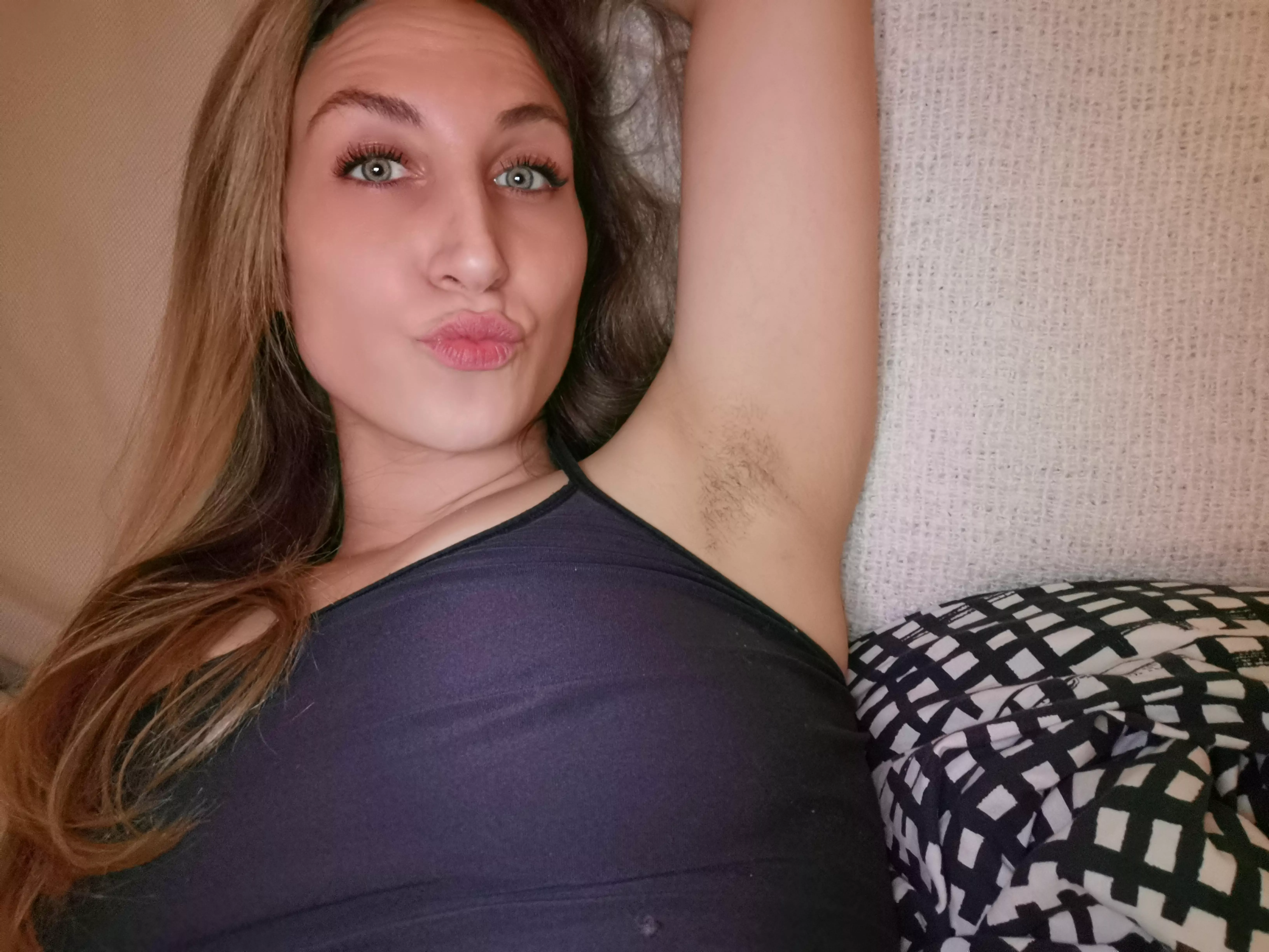 Some people have said I should let my armpit hair grow... What do you think? posted by derrie_t