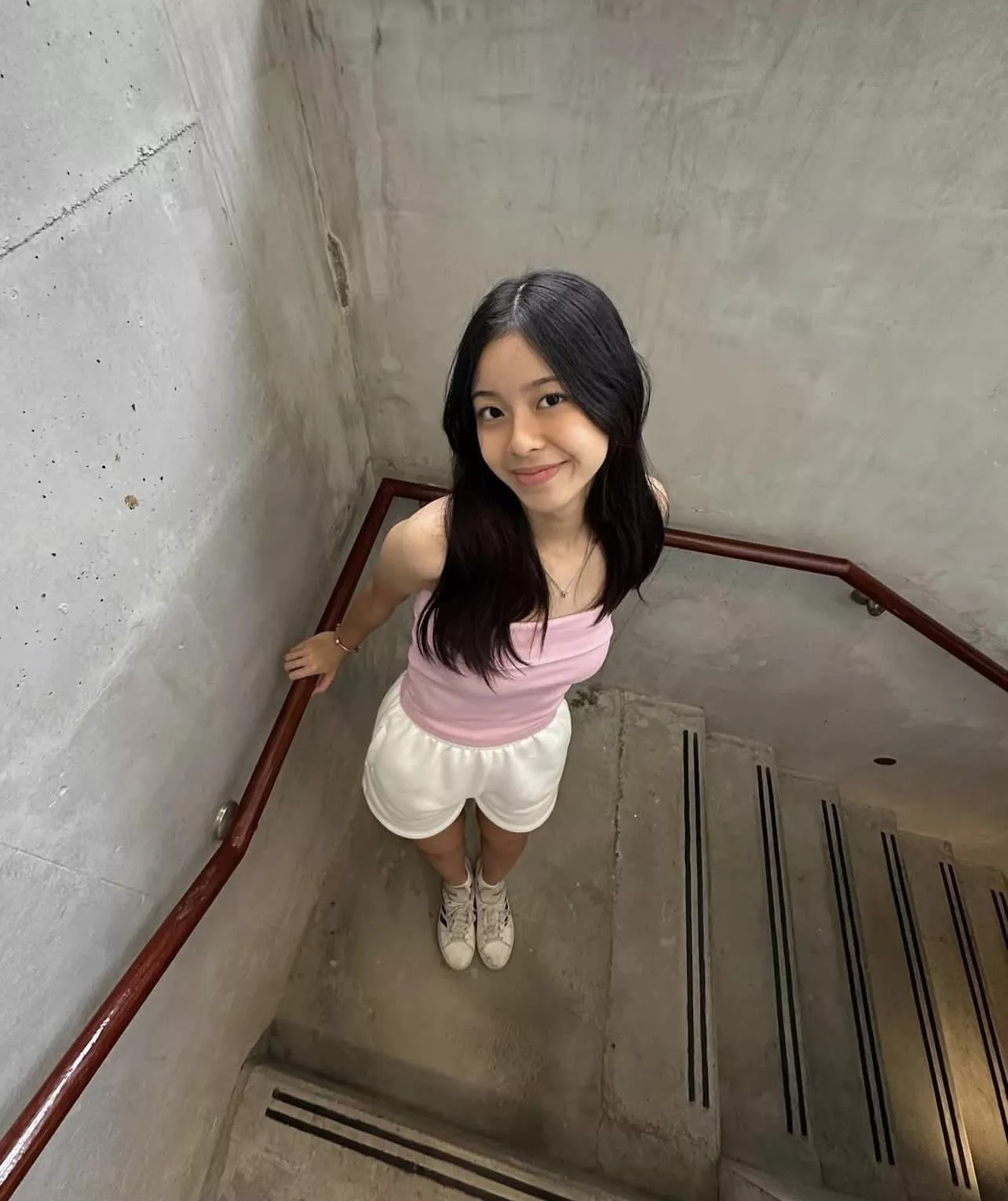 Thumbs up if you’d bang posted by Genius114