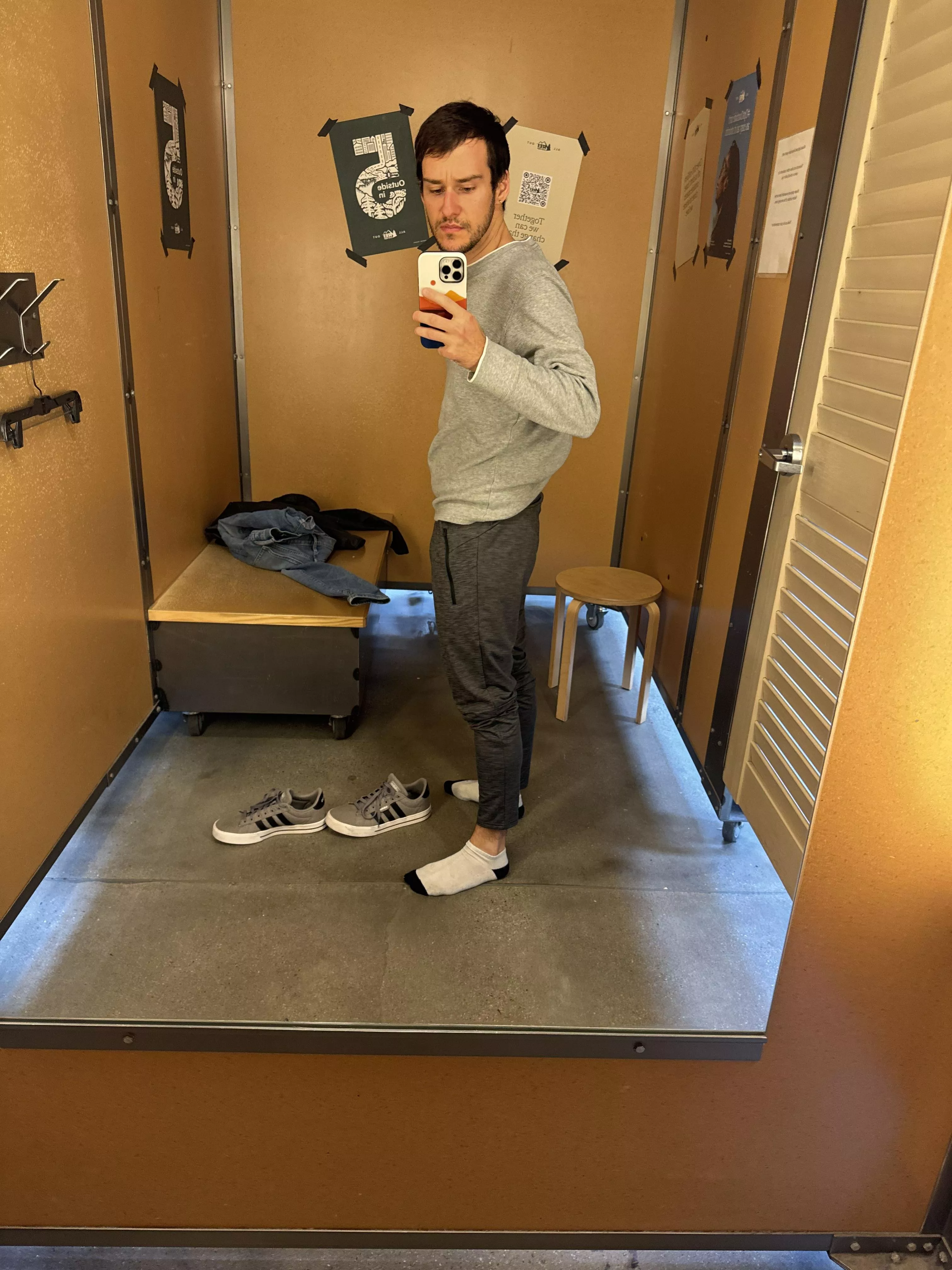 Tying to find new hiking pants posted by theduckandbunny