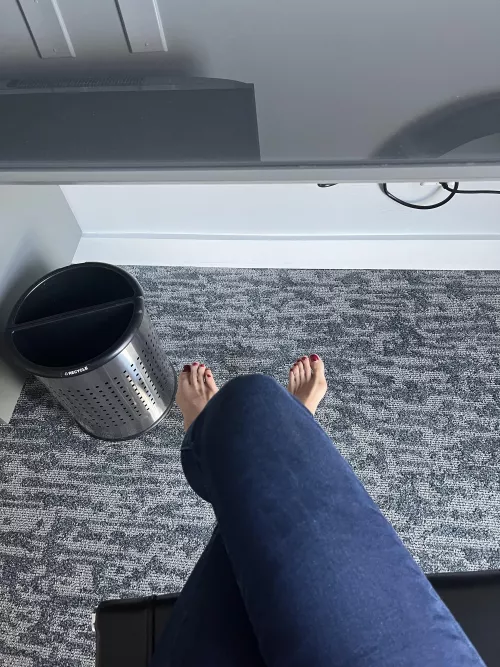 Would you like to be my coworker OC by __SweetMia__