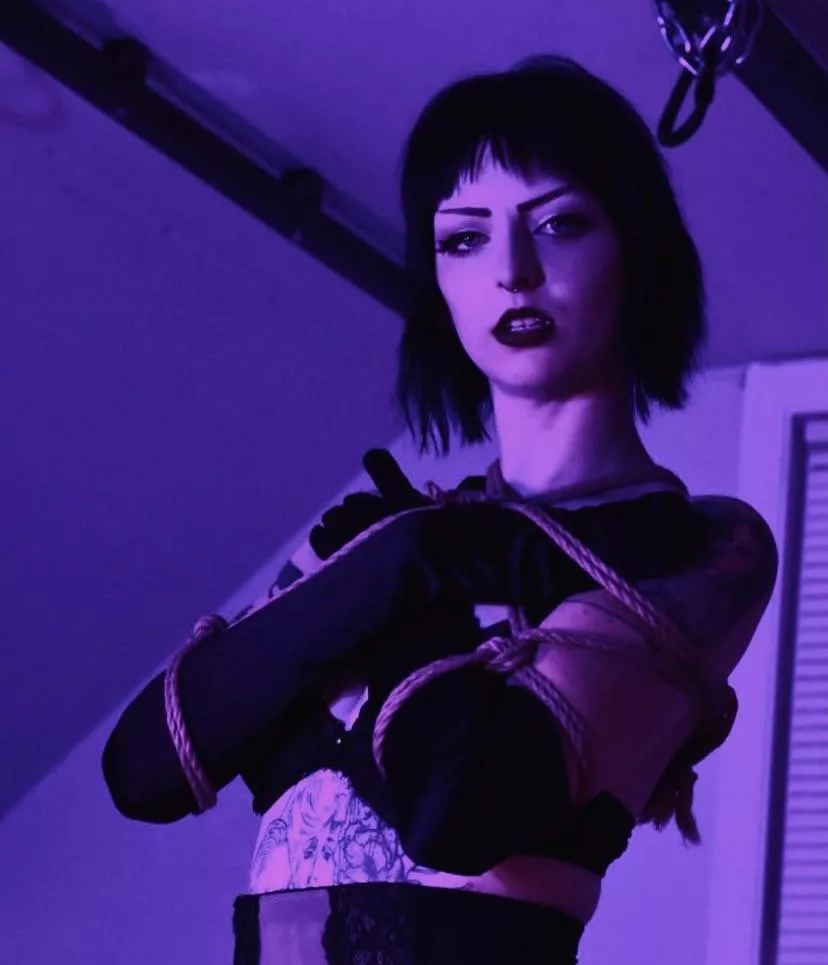 another one from my first tie <3 so freggin excited to do more posted by theomenwasme96