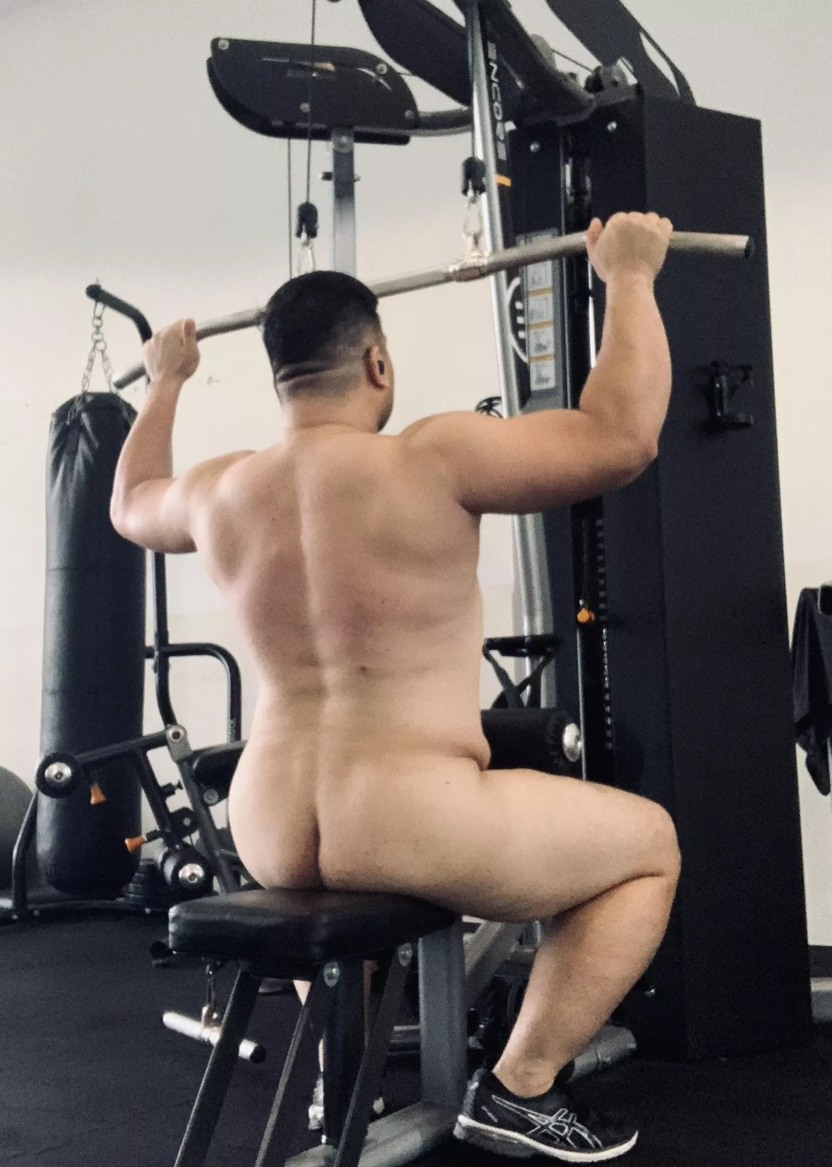 At The Gym posted by BroNewdist