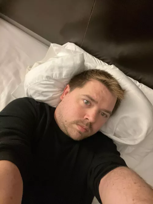 Enjoying vacay! by Purple_Fox32