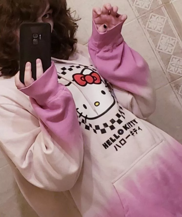 Everyone thinks I'm a trans girl, how do I boy harder? posted by Midnight_Crescent_EX