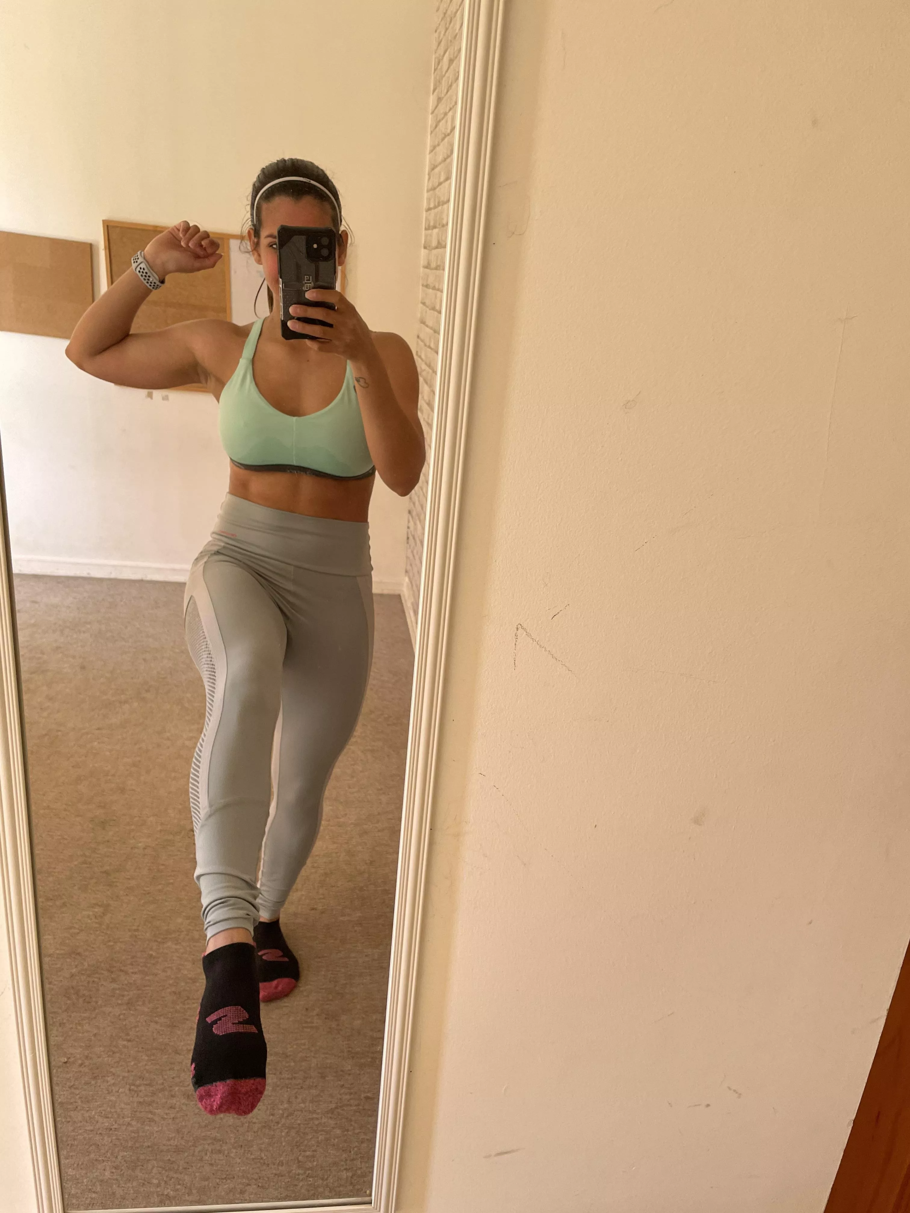 [f] help me take them off Papi posted by saramiller2222