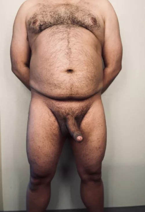 Feeling awful about my body lately. Could use y’all’s validation/ comments. by ProfessionalPlan1929