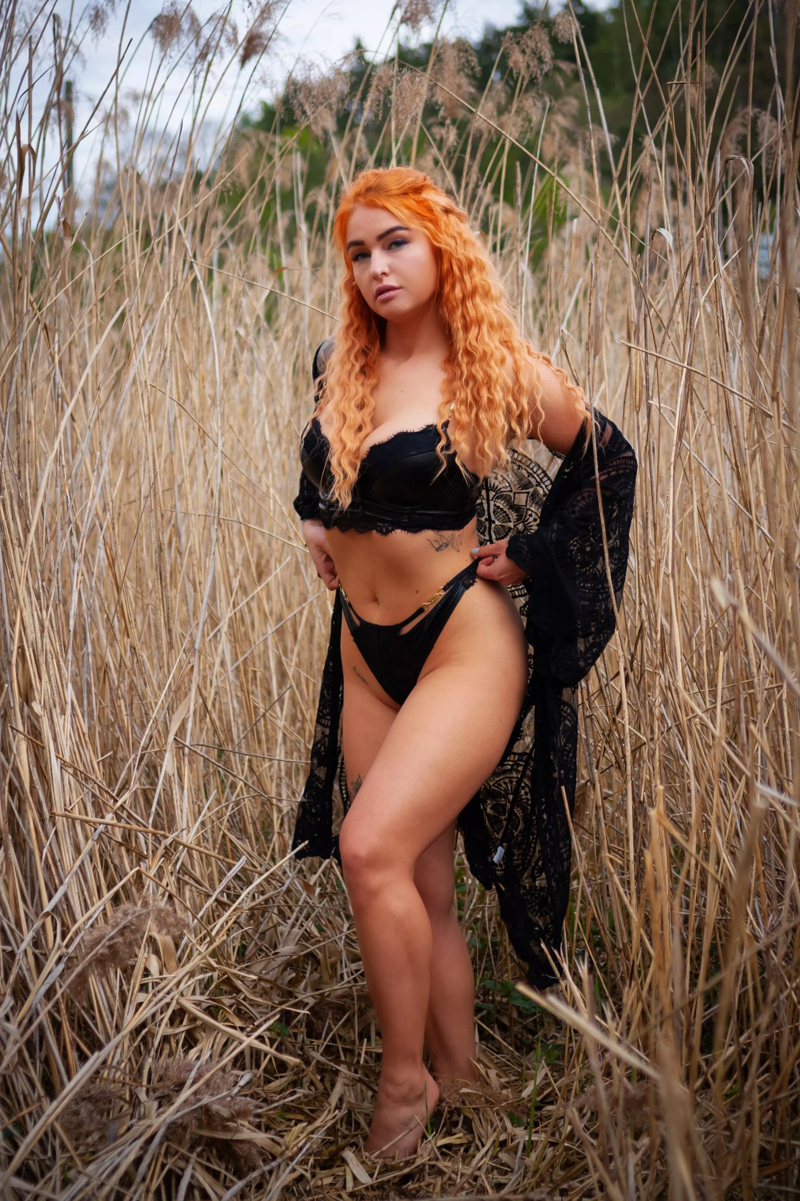 Hot redheaded girl posted by Harper_FY