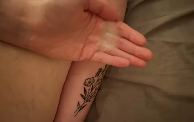 How many loads are in my hand? by kittykatlikestoplay