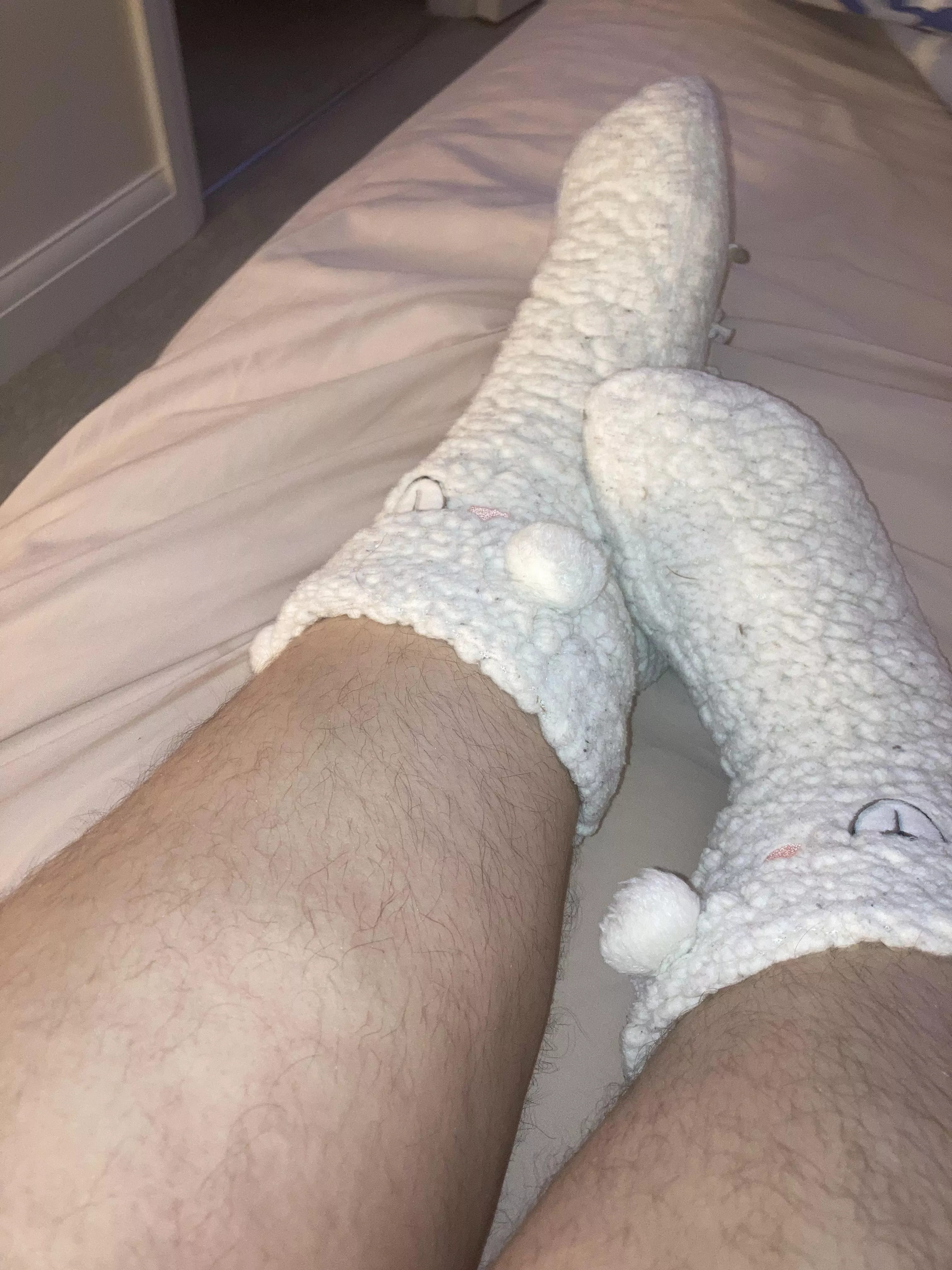 It’s really chilly today so I’ve got my extra thick socks on, extra thick socks for an extra thick woman 💕💜 posted by TotallyTinasTootsies