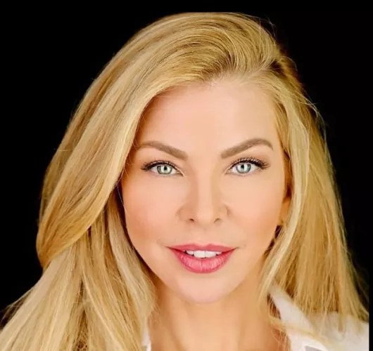 Jennifer Lyons by HWKD65