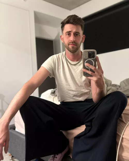 Long day, time for cuddles 😘 by randyhandycandy