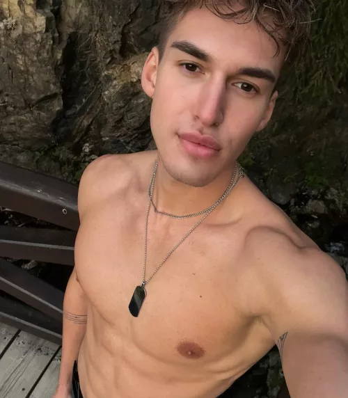 Loving the outside by IlaMark87