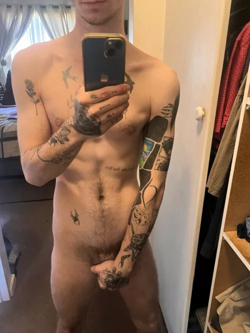 Mirror selfie by Acrobatic-Bake2084