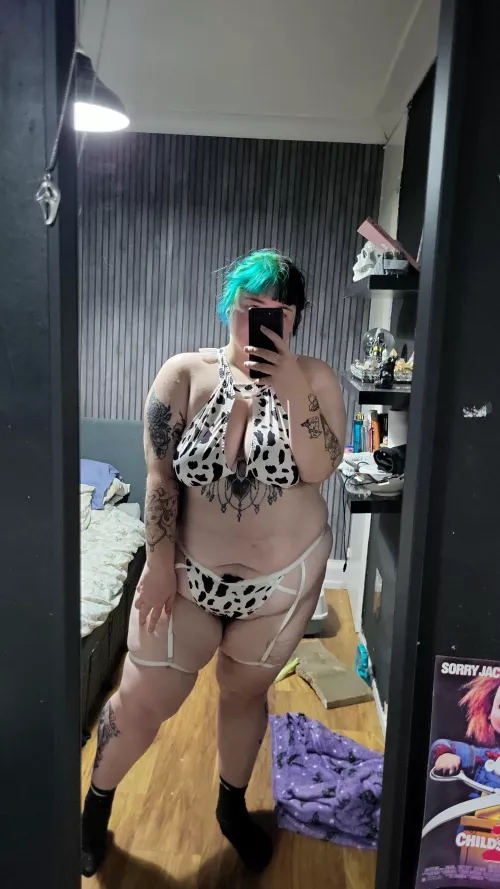 Moo 🐄❤️ by Emobabee0