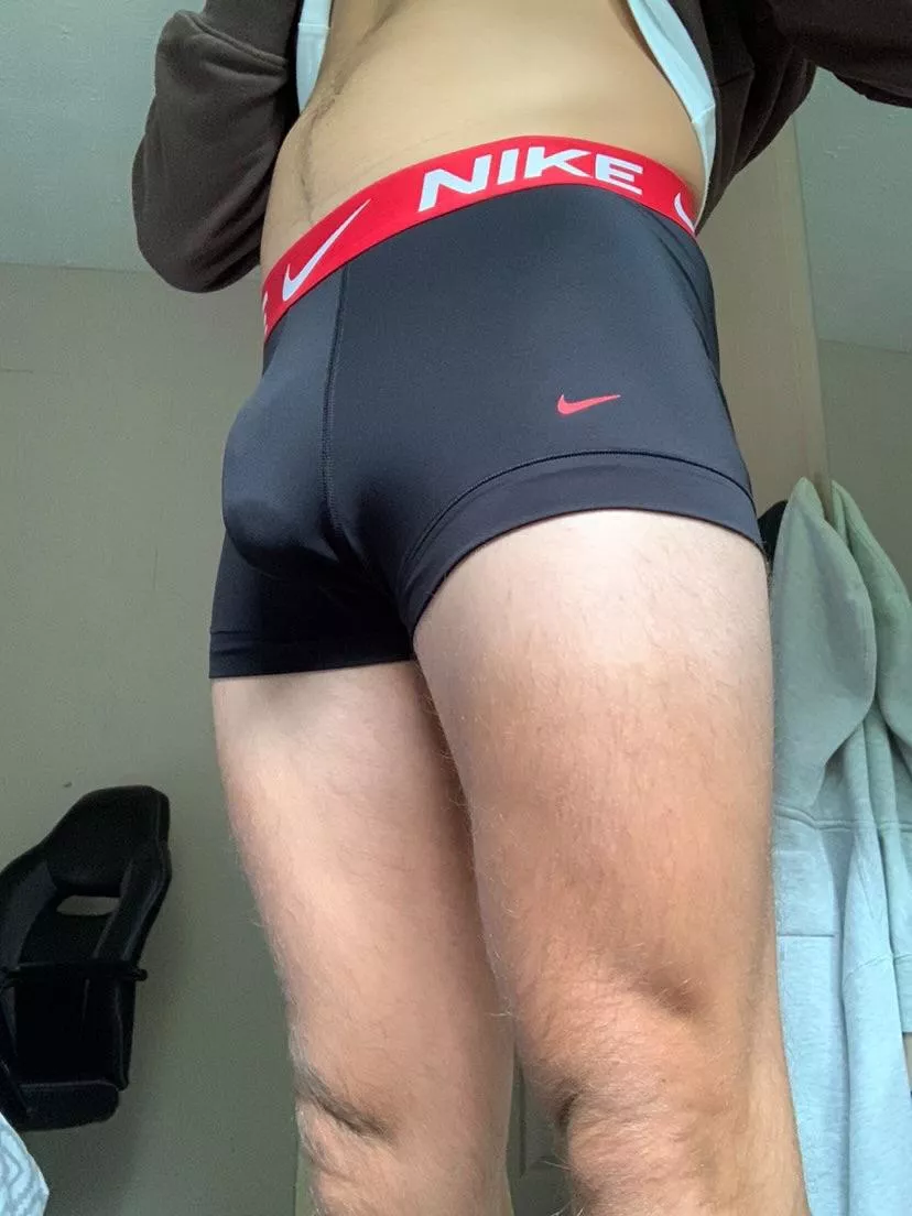 Say hi if you’d like the reveal posted by Then-Leadership2545