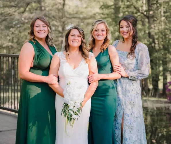 Sisters at wedding [4] by TheTruckingGod