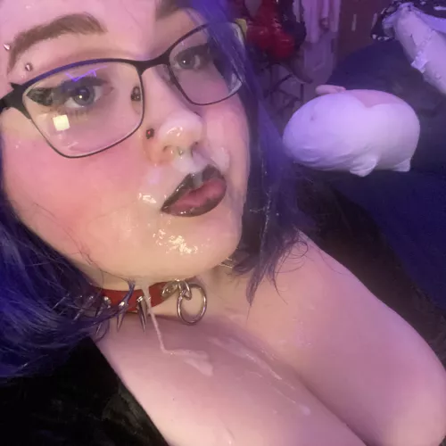 what a HUGE fucking load of cum by goddesskarma3