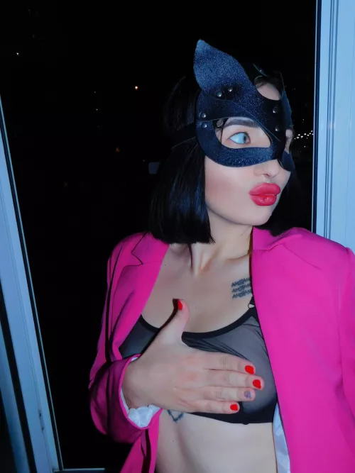 What could be more beautiful than a cat woman? 😻 by Emilymeowly