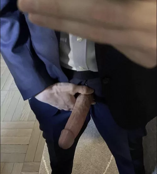 30, 6’4 Experienced, Respectful Pleasure Dom in NYC w/ a 9inch BWC by PleasureDomBWC