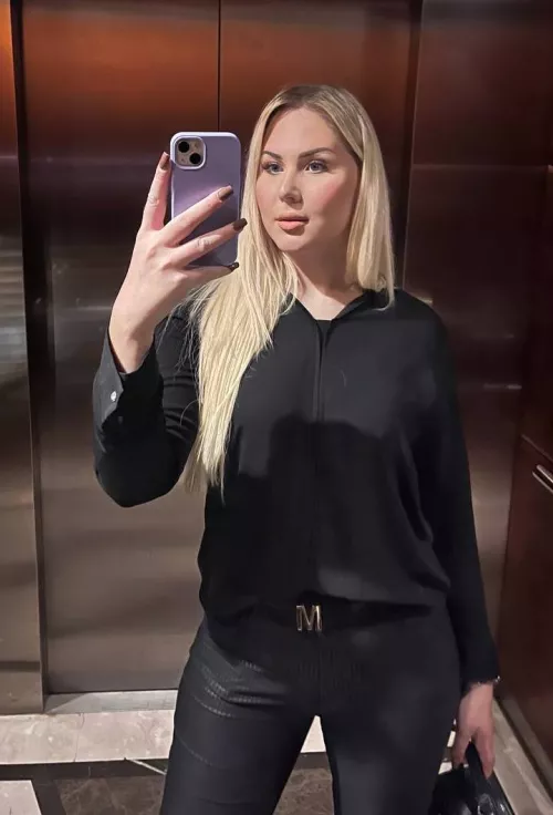 Are you fan of Black outfits? :) by BluebirdReasonables