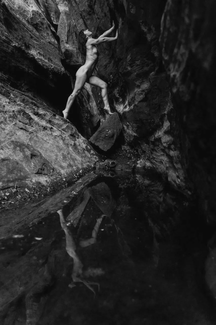 Cold canyons make for subtle reflection posted by Curiousmusclegirl