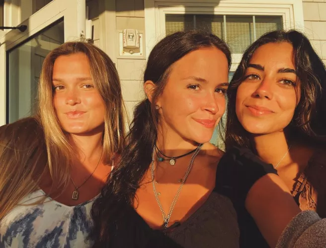 Delaware girls by AdAppropriate5637