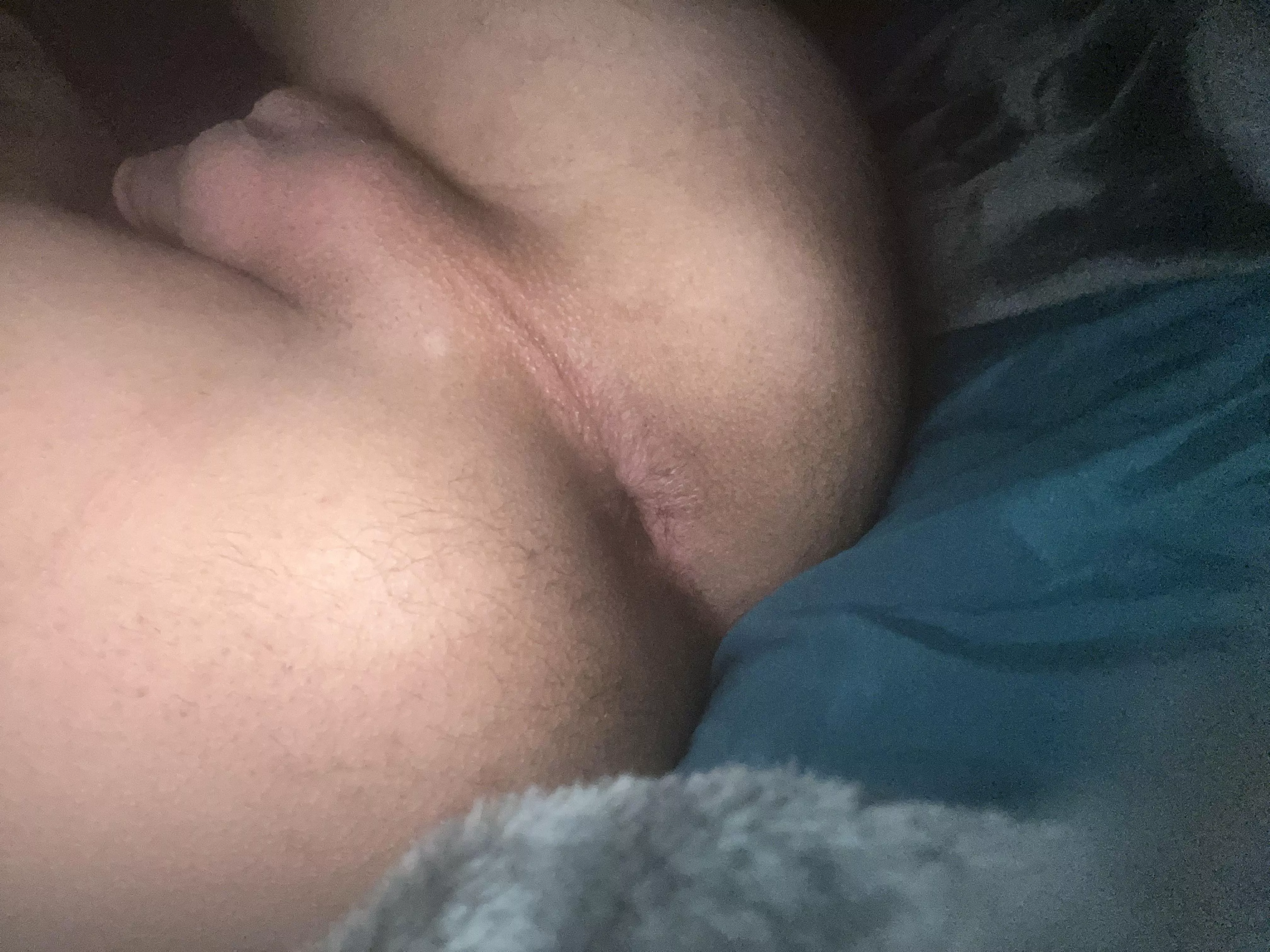 Eat my bussy 😩 posted by Successful-Ad-5938