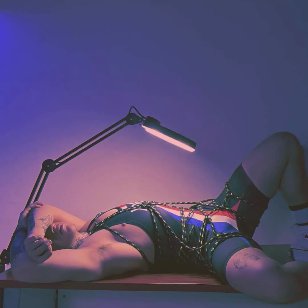 Entangled 🤭 posted by riccimorx