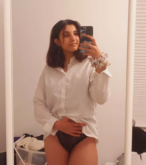 f18 - I said id bring you a smile on friday. Here I am! by HappiHazel