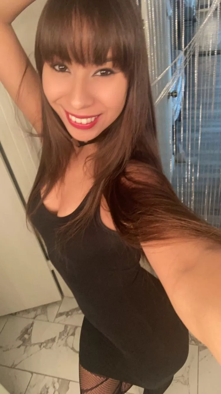 Have a great Friday posted by YummyHoneyyy