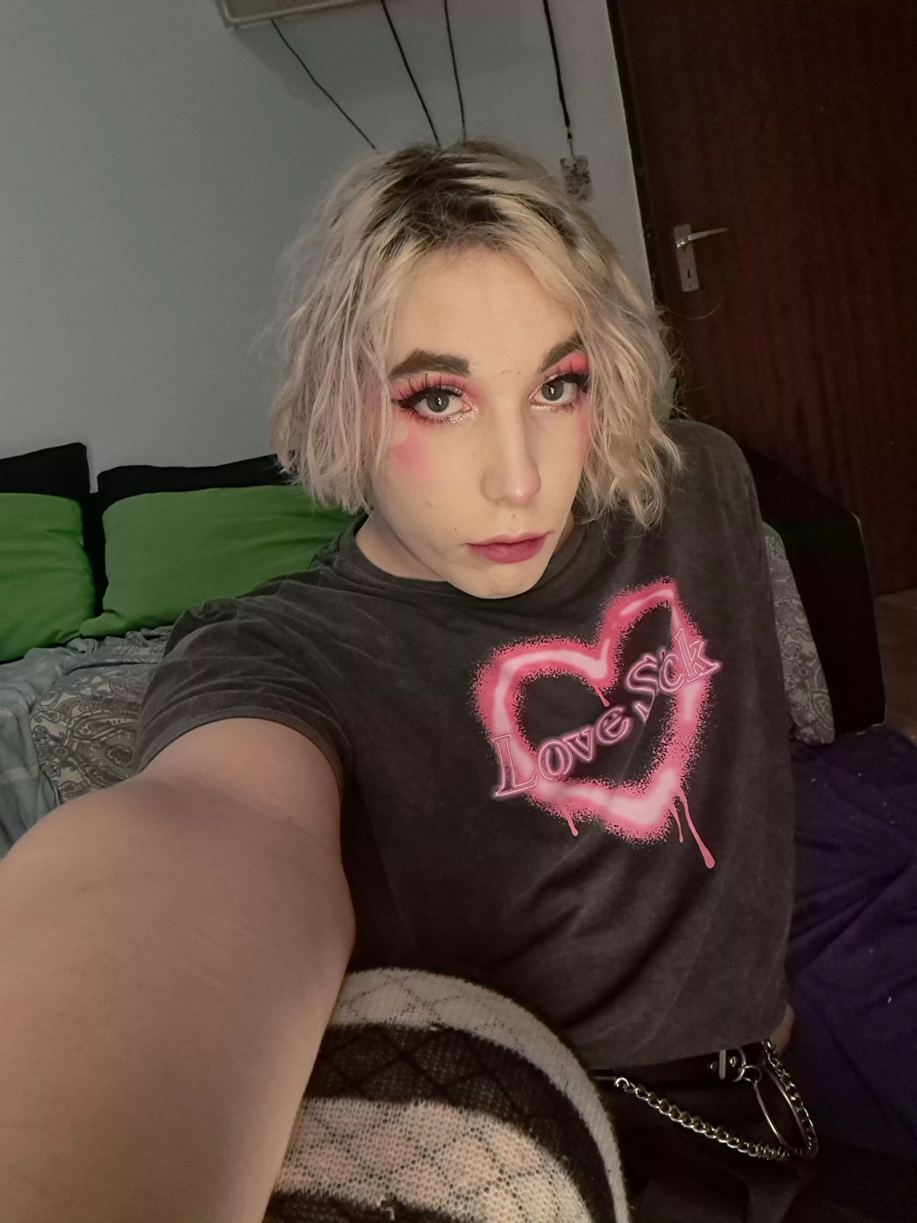 Have a lovely day! (✿◡‿◡) ❤ posted by Evernight_Yuko