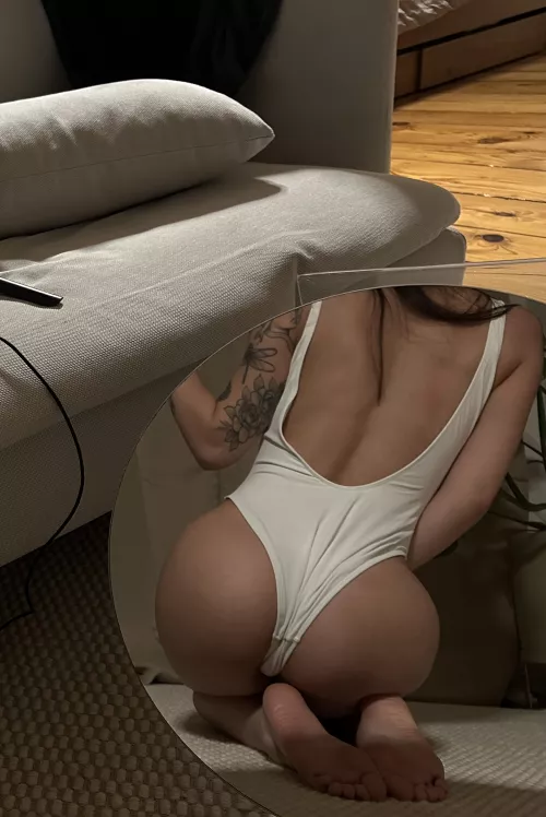 I ought to have a fierce whomping on this derriere by The_AyaRose