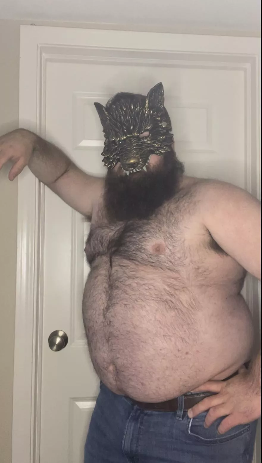 Just a hairy werewolf(31) posted by BigBeardandBelly