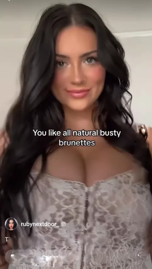 Love busy brunettes by Mysterious-Sea-813