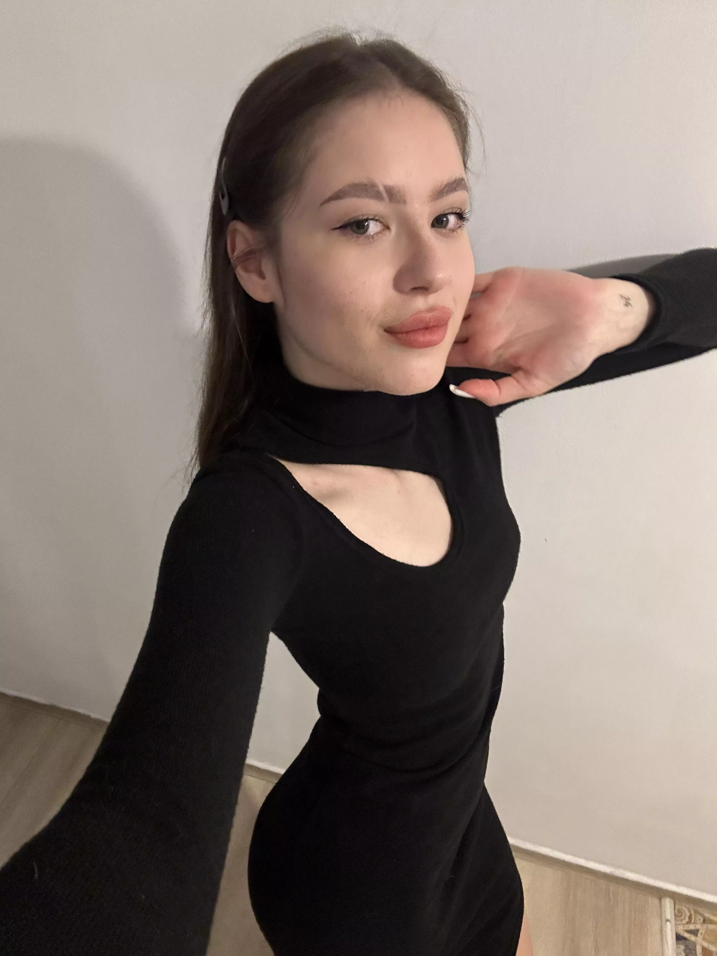 ready for a romantic dinner 😍 posted by Yummy_Strawberry_535