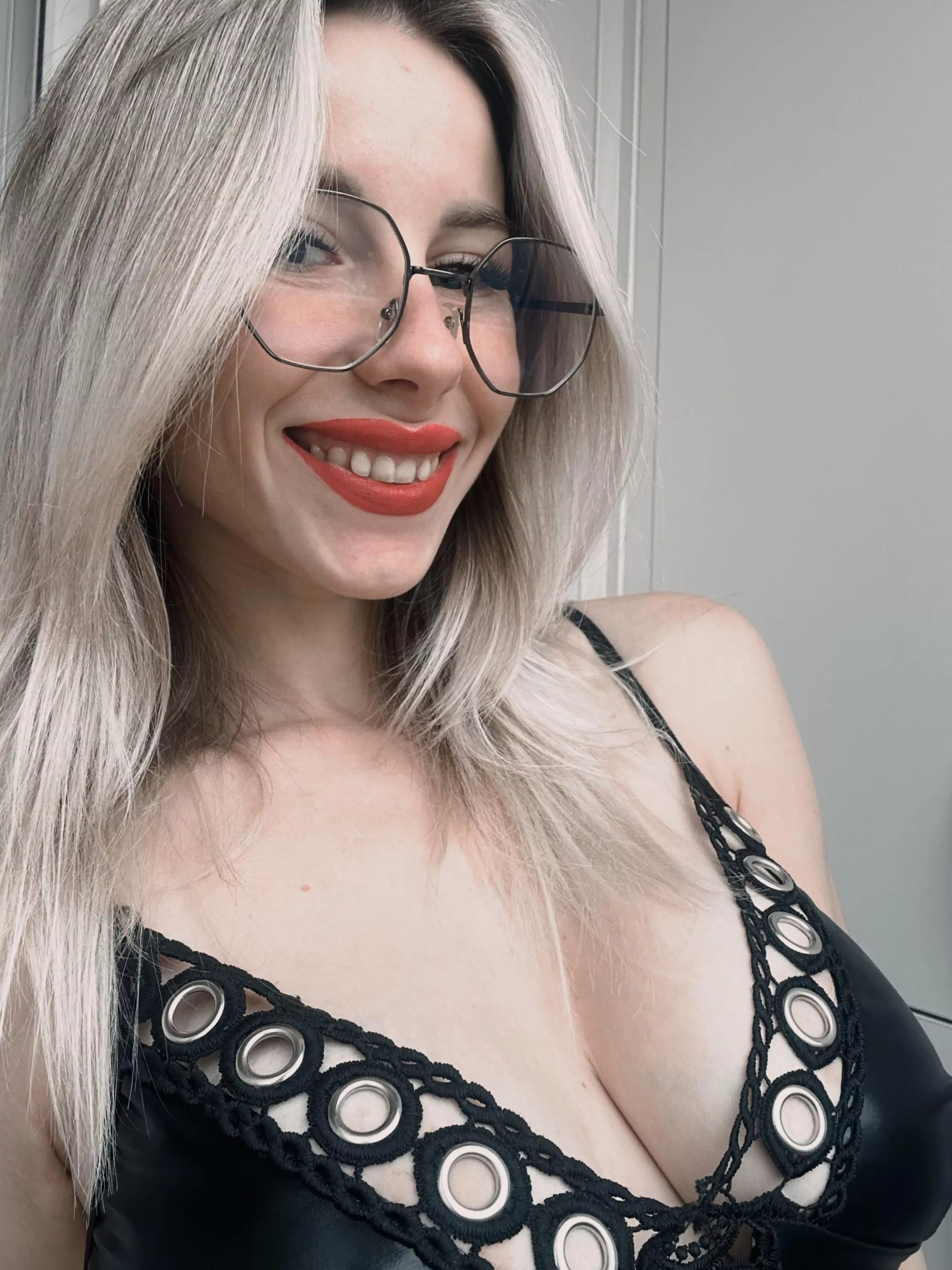 Stella posted by Casuallyquote