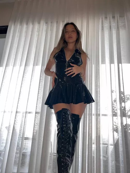 The most obedient sissy gets a taste of Mistress Kendall by AbaloneNoa