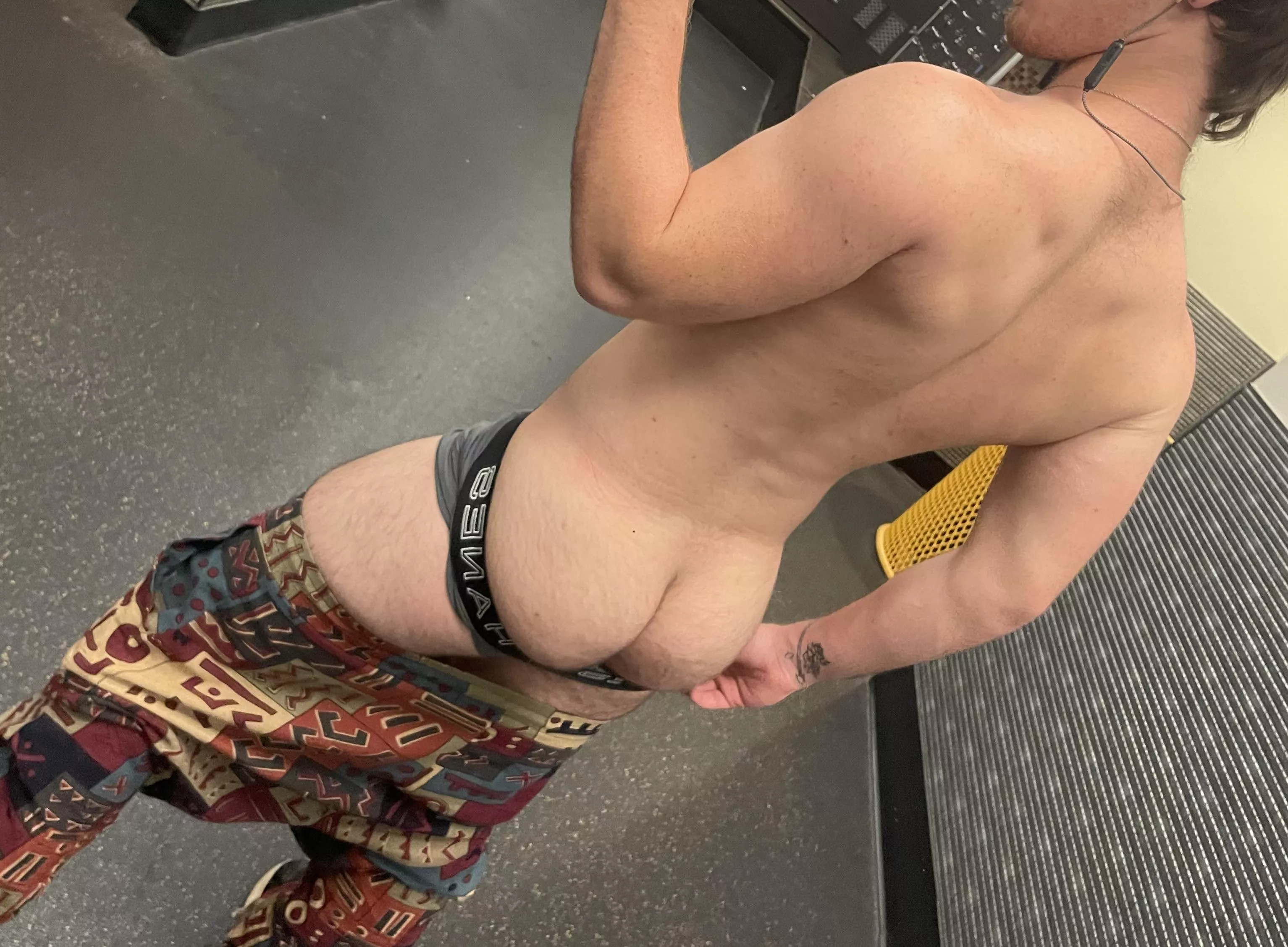 trained glutes today posted by rickykodiak