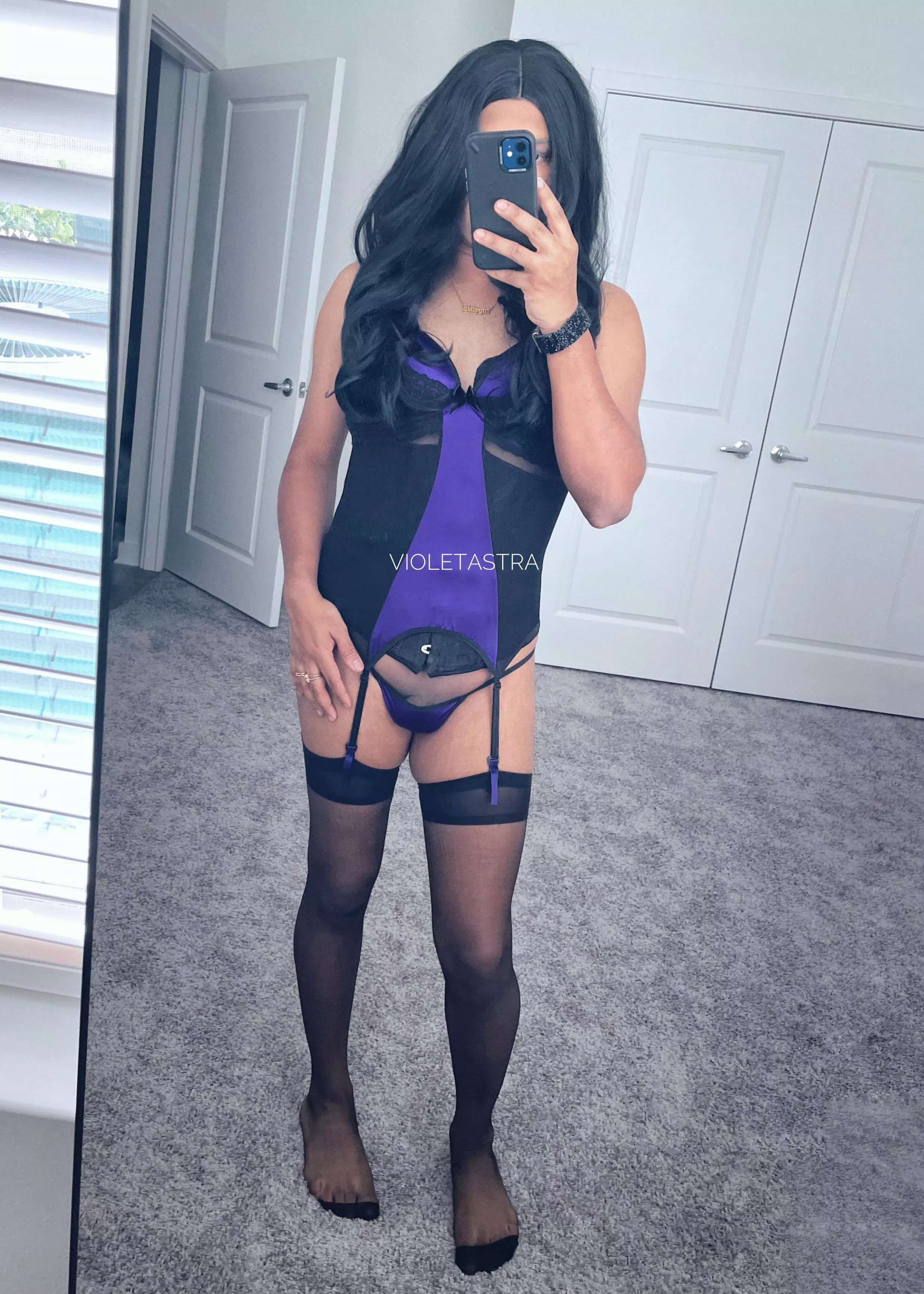 What does this 5’4” married brat make you want to do? posted by violetastra