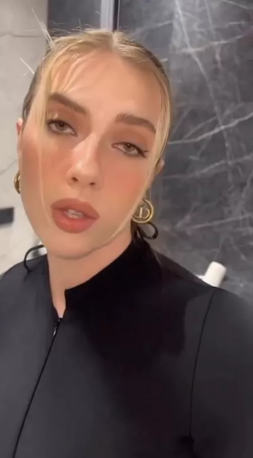 Who is this? by Greedo-_-