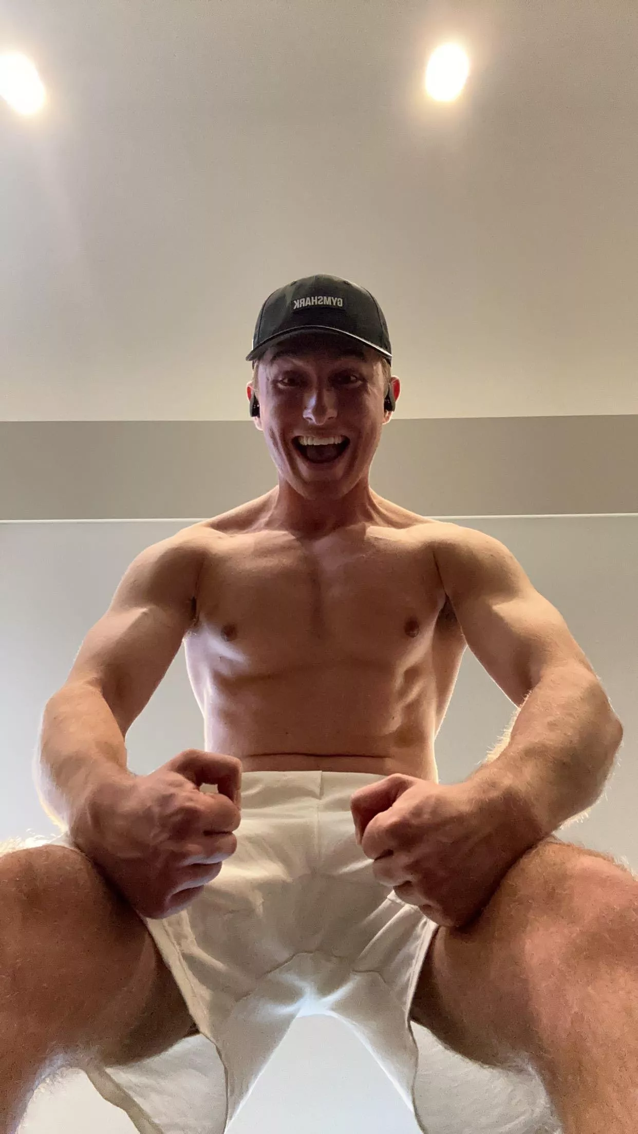 Would one of your kinks be going to the gym together and fucking in the changing room between sets? posted by Thegodfatherpartr