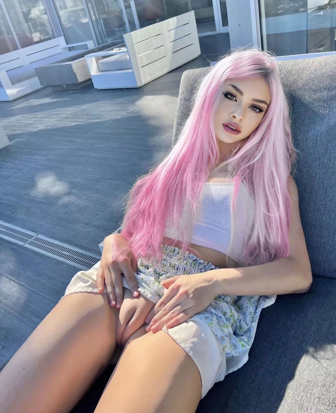 Would you burry your face in my used lips? posted by Blackittenin