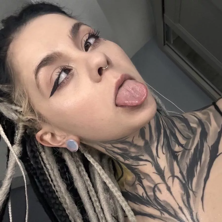 Cant wait to feel your load on my tongue posted by acidpie_official