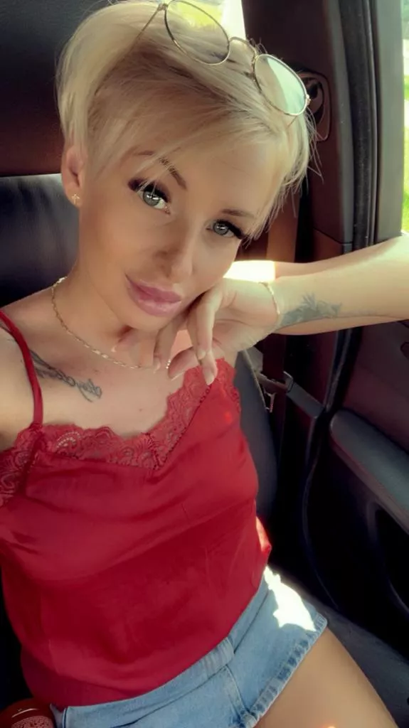 https://www.myfreecams.com/#AmazingSarah wish you all a great weekend posted by Sarah93A
