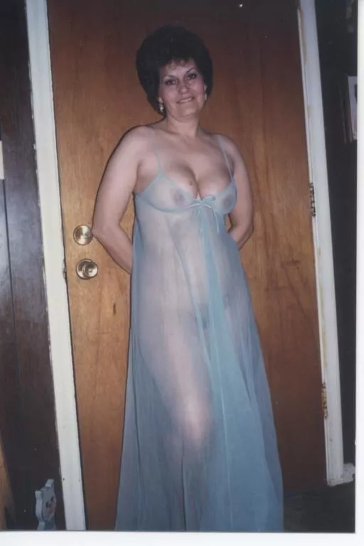 Sheer gown Milf posted by matty1979