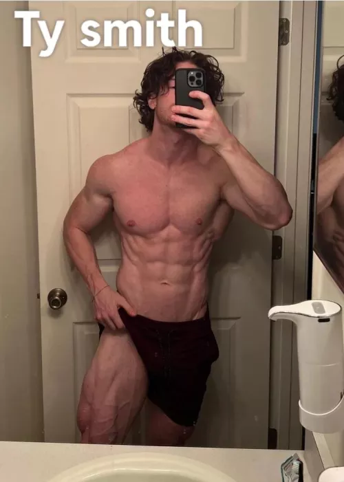 19 looking for around same age smooth boys sc ty_smith1738 by Pristine_Ice_8914