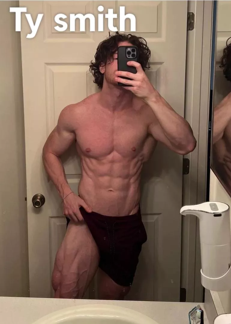 19 looking for around same age smooth boys sc ty_smith1738 posted by Pristine_Ice_8914