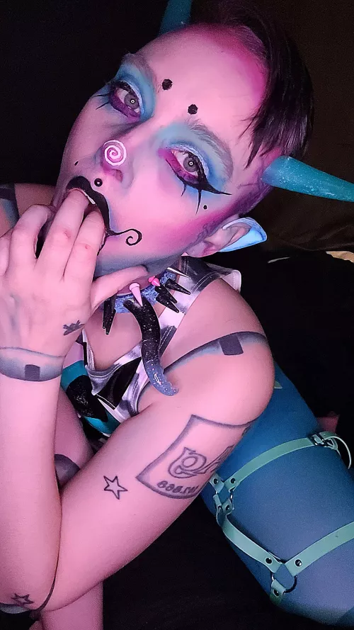 Are you into Demons? I wanna suck out your soul by globlinboy