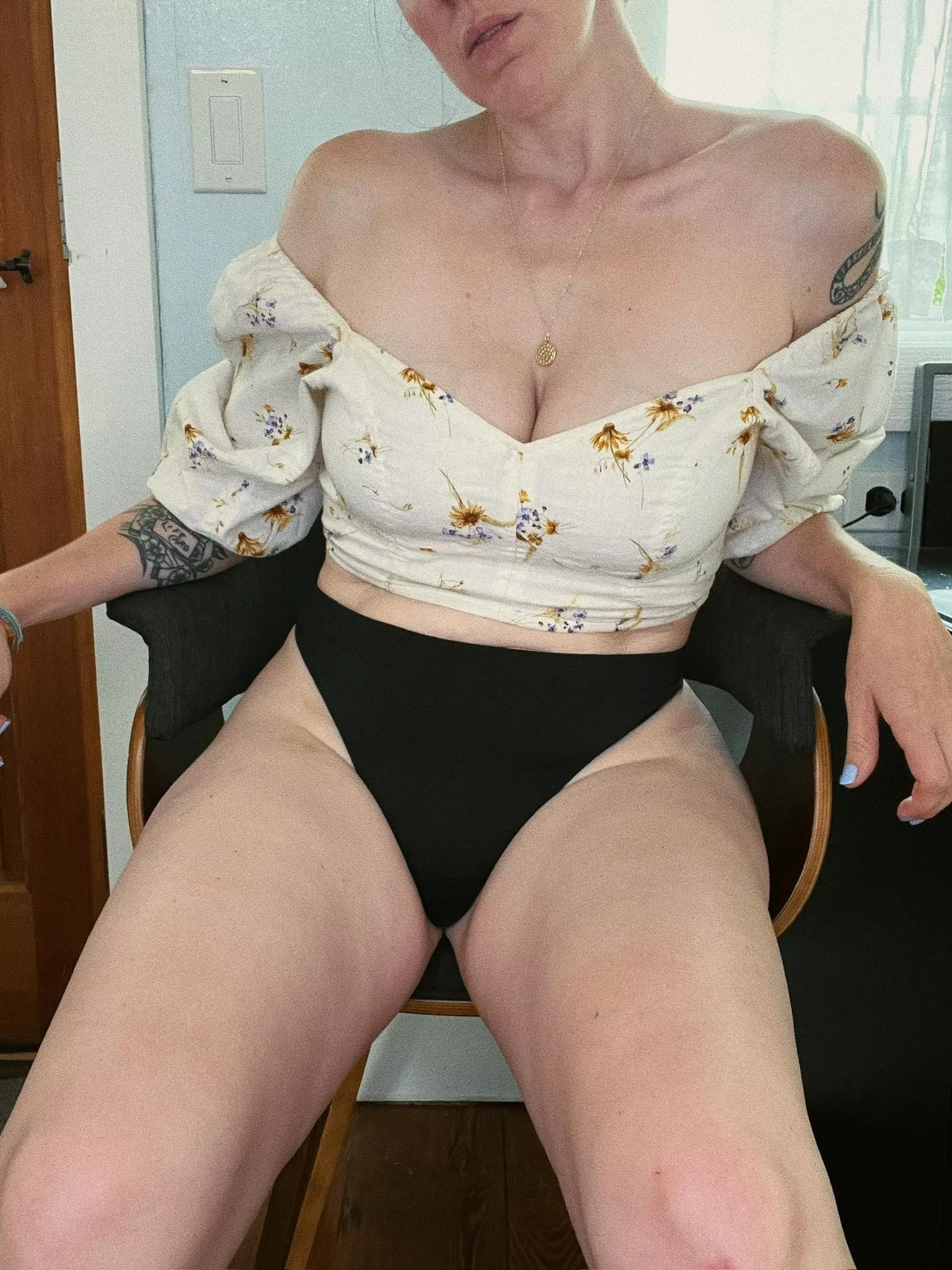 Basic black is best posted by PrettySadieReed