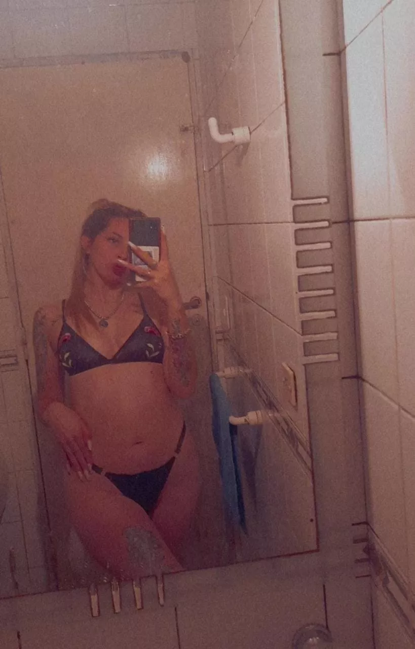 Bikini babes posted by geJdestemple3M